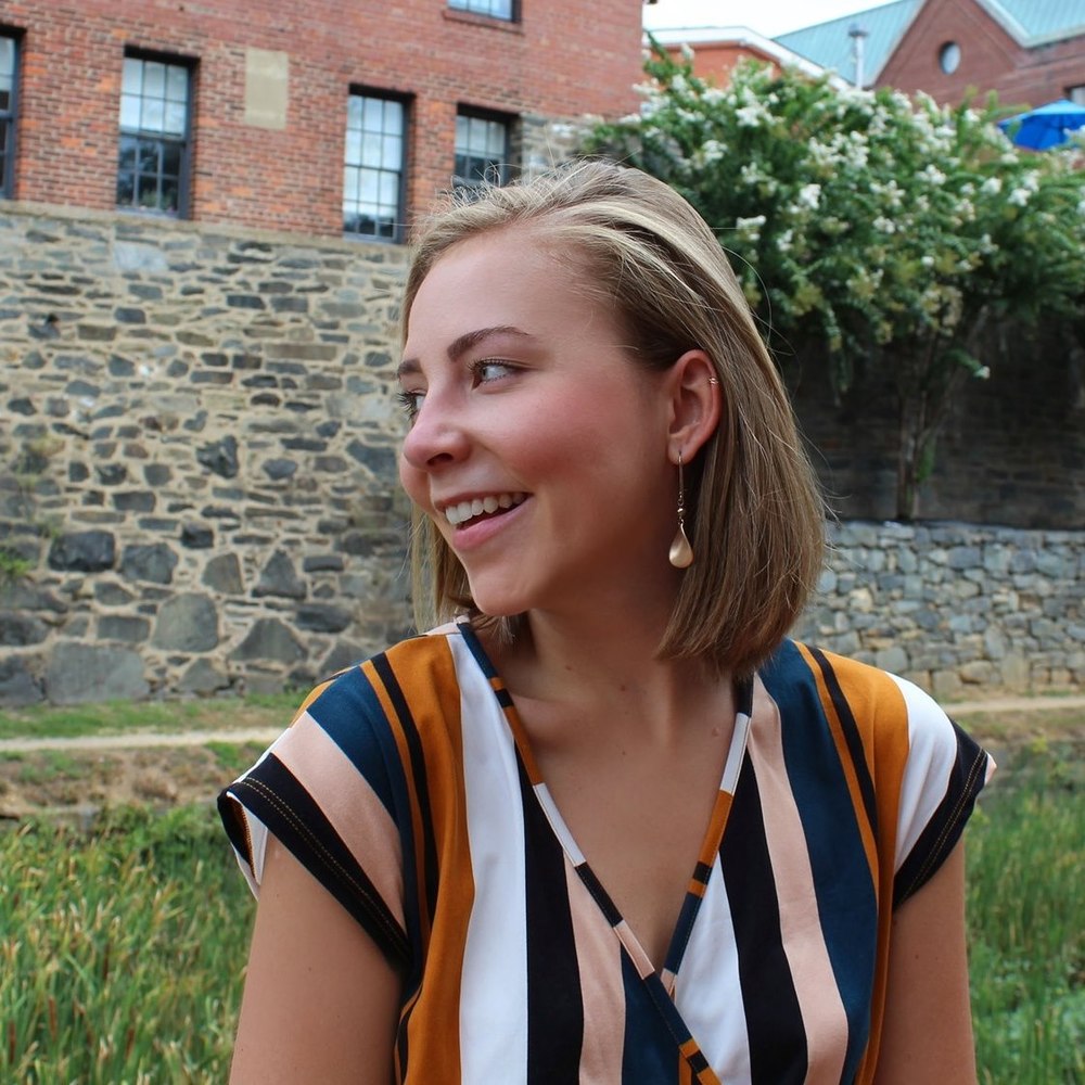 Meet your Posher, Nathalie